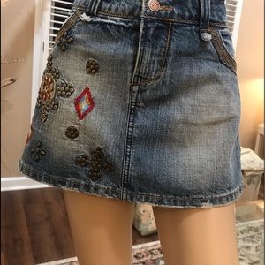 GORGEOUSLY STUNNING & FUN JEANS SKIRT/MINT COND.